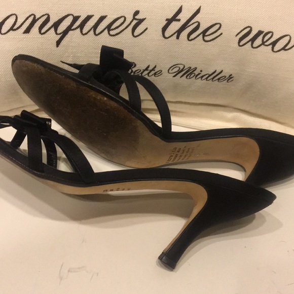 HOLLYWOULD Black Silk Open Peep Toe Pumps Size 9B - Picture 3 of 5